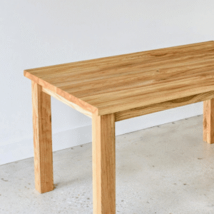 Açık renk ahşap masa - Görsel 6