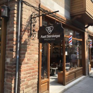 Ahşap berber tabelası - Görsel 4